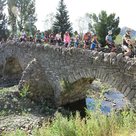 Rural Los Arguellos Hotel Lugueros