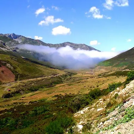 Rural Los Arguellos Hotel
