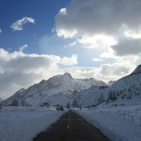 Hotel Rural Los Arguellos Lugueros