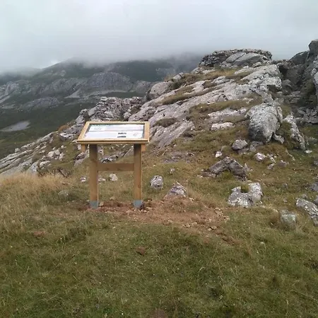 Rural Los Arguellos Hotel