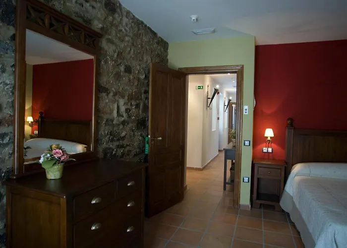 Rural Los Arguellos Lugueros