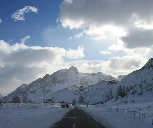 Szálloda Rural Los Arguellos Lugueros